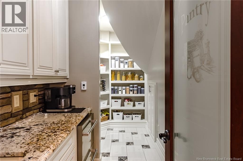 380 Model Farm Road, photo 15