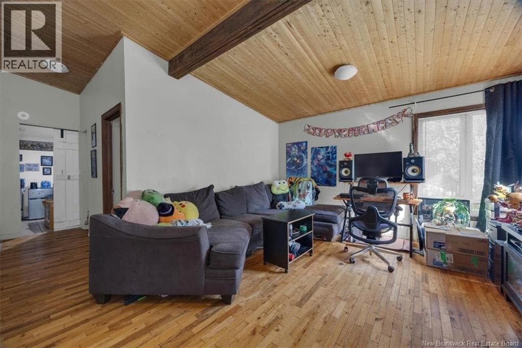 19 Tisdale Lane, photo 14