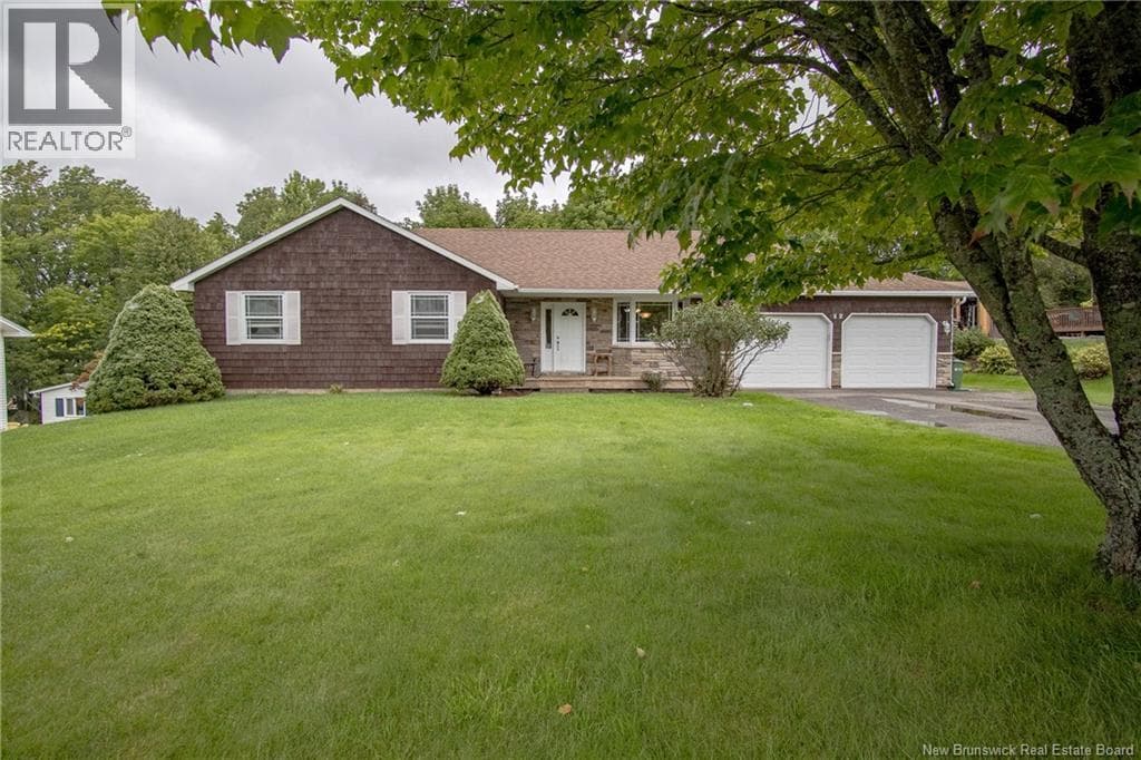 17 Lionel Drive