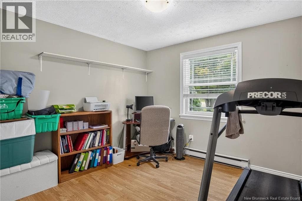 17 Lionel Drive, photo 18