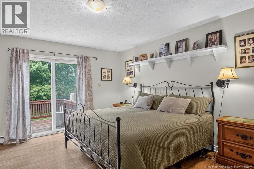 17 Lionel Drive, photo 21