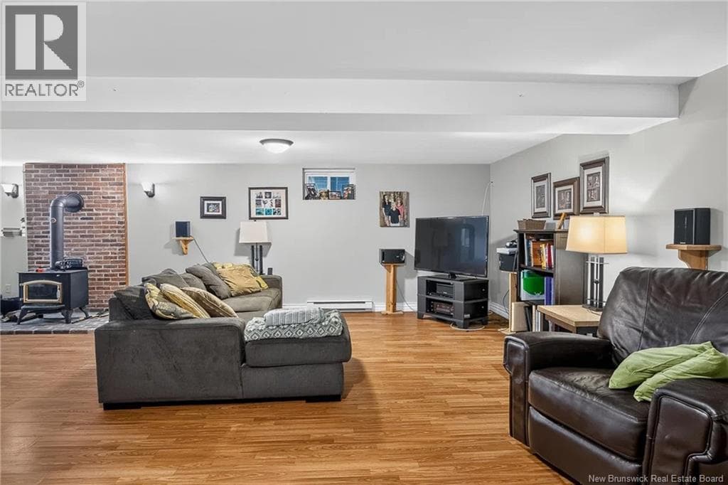 17 Lionel Drive, photo 28