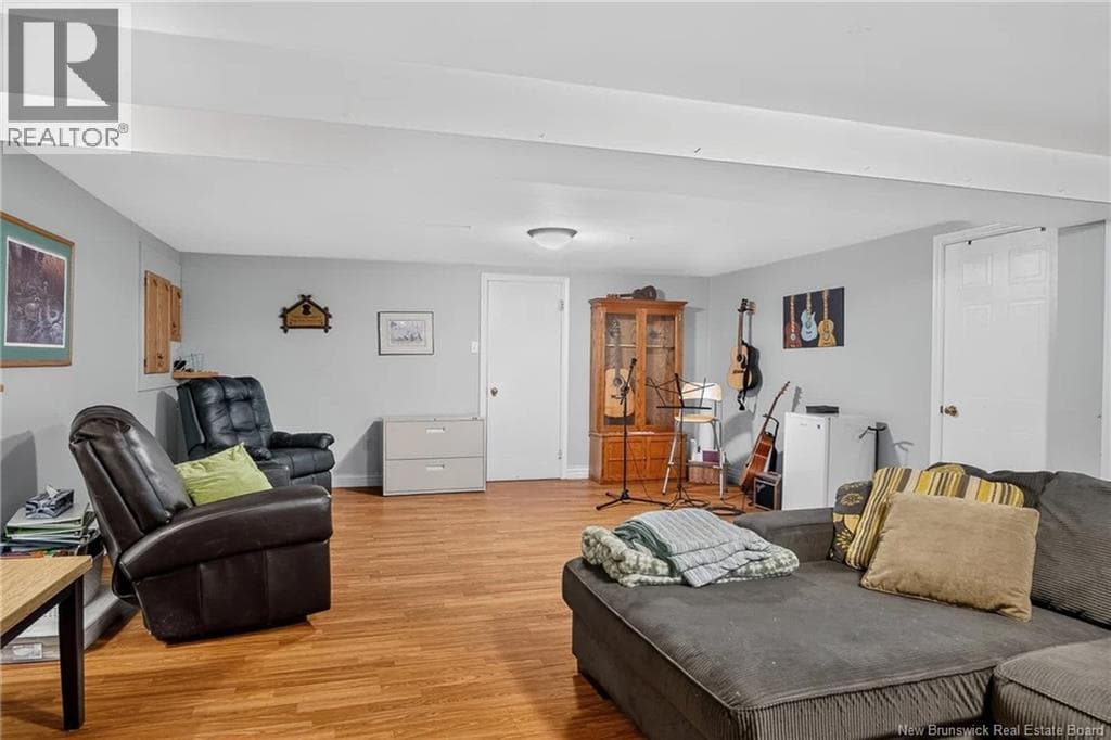 17 Lionel Drive, photo 30