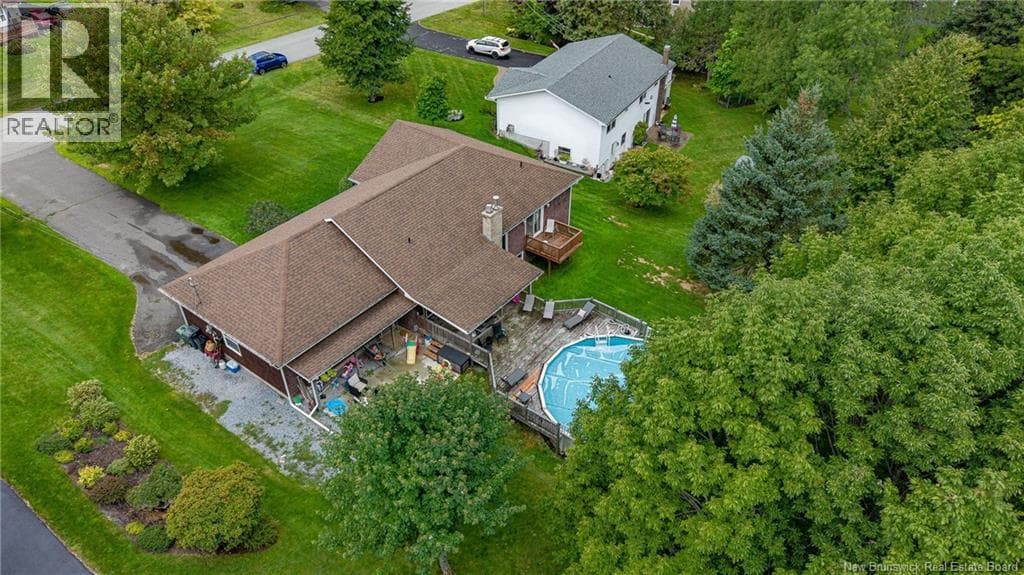17 Lionel Drive, photo 44