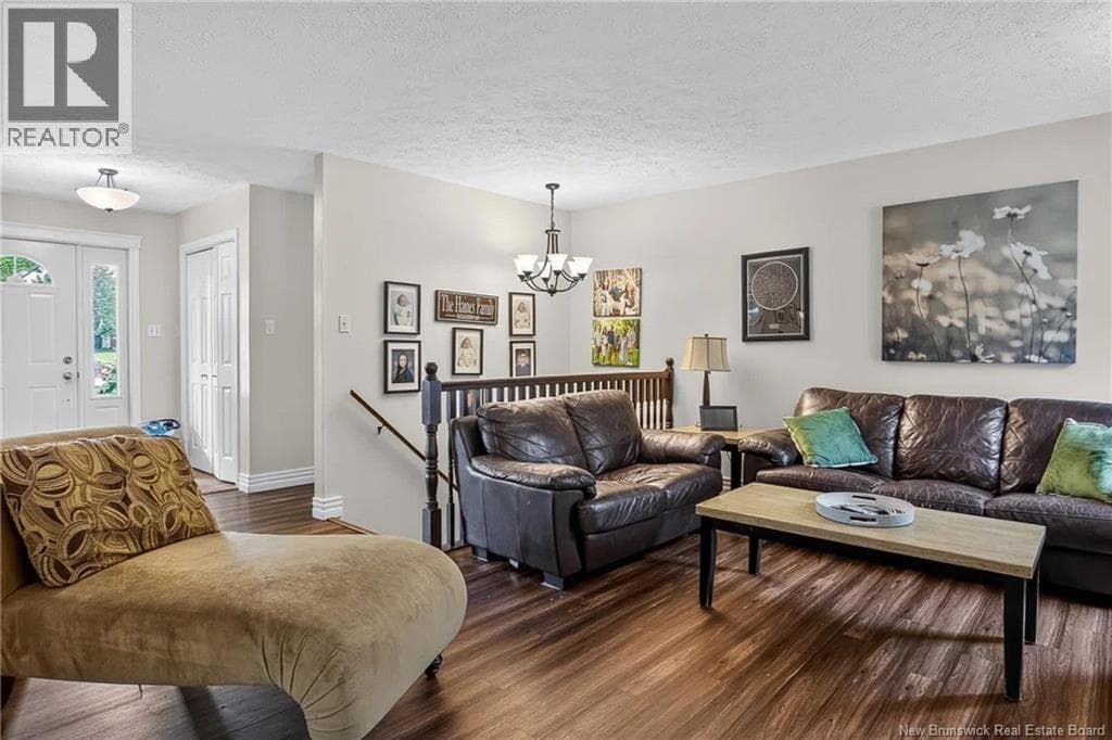 17 Lionel Drive, photo 7