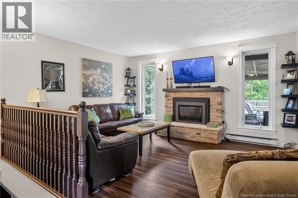 17 Lionel Drive, photo 8