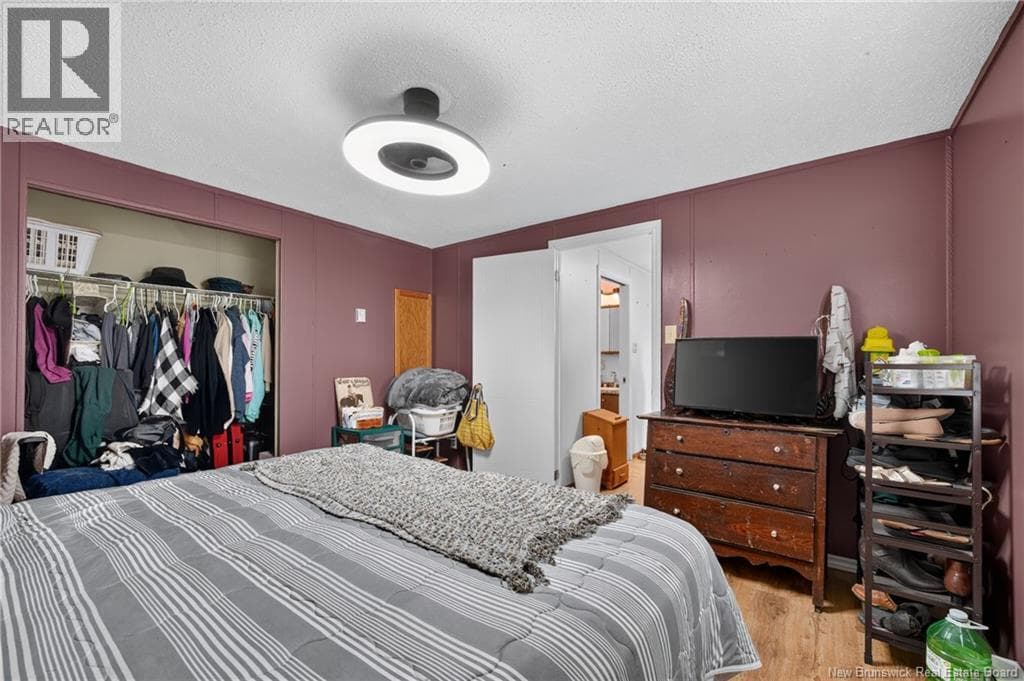 33 Glenview Drive, photo 15
