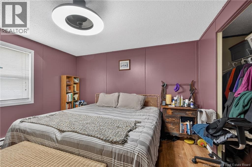 33 Glenview Drive, photo 17