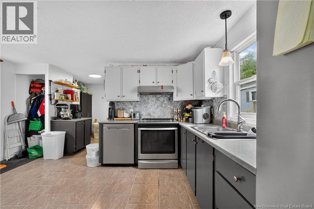 33 Glenview Drive, photo 10