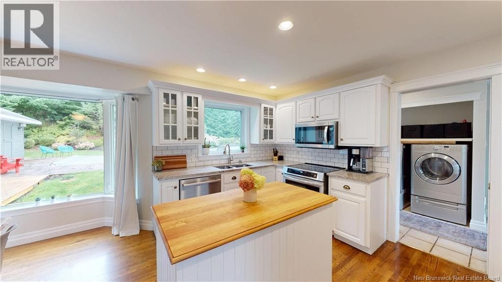 91 Queensbury Drive, photo 12