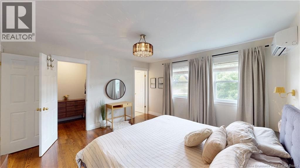 91 Queensbury Drive, photo 25
