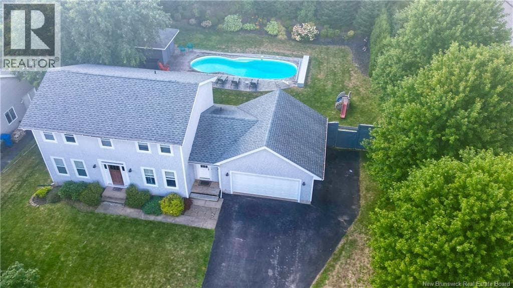 91 Queensbury Drive, photo 41