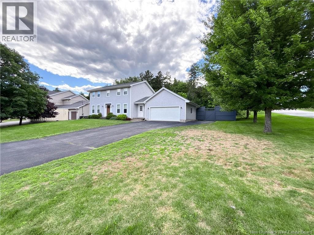91 Queensbury Drive, photo 44
