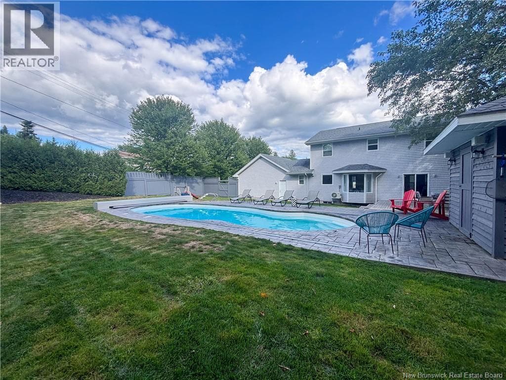 91 Queensbury Drive, photo 6