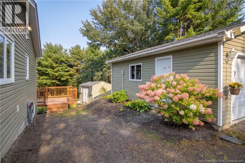 21 Sunnyside Drive, photo 30