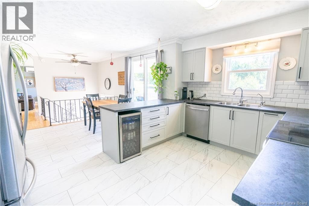 13 Rainbow Crescent, photo 7