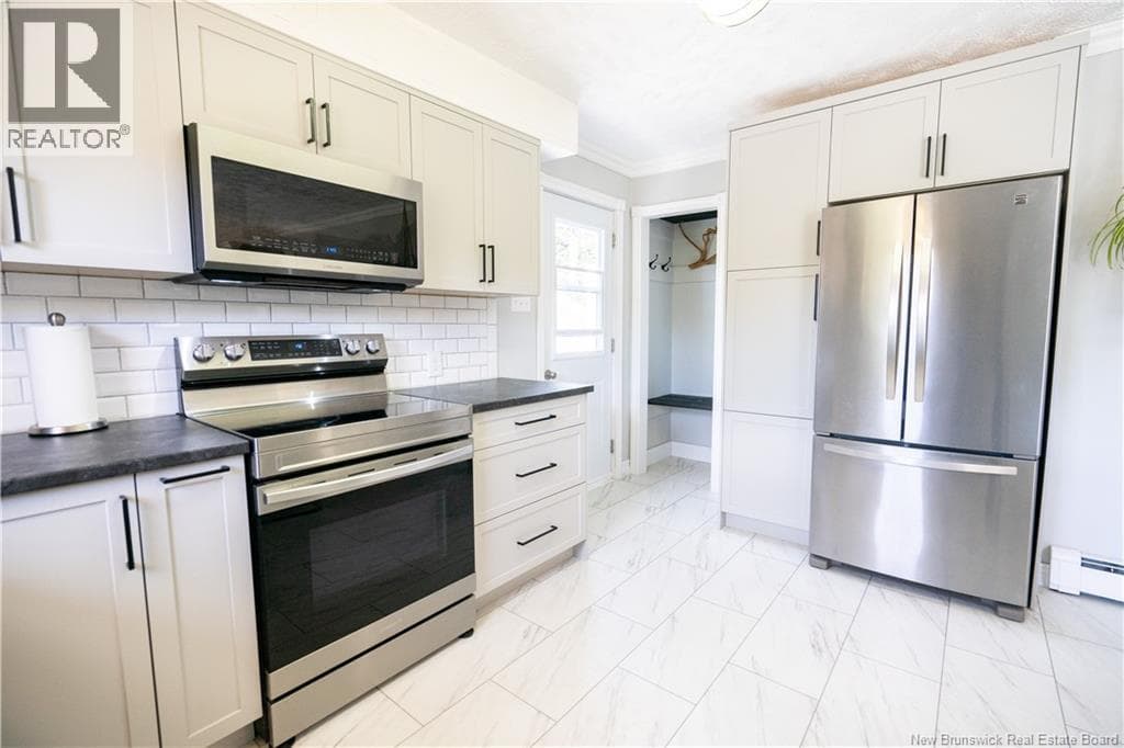 13 Rainbow Crescent, photo 8