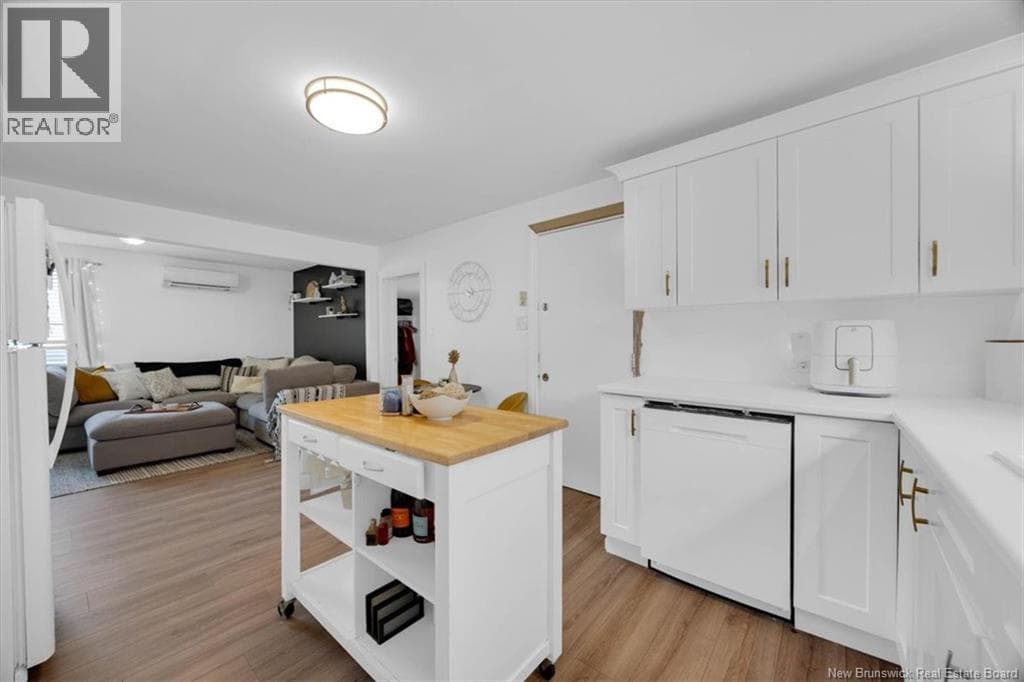76 Saint Catherine Street, photo 8