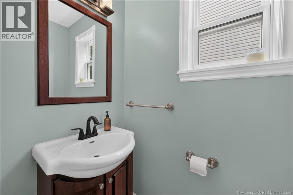 16 Parkwood Avenue, photo 12