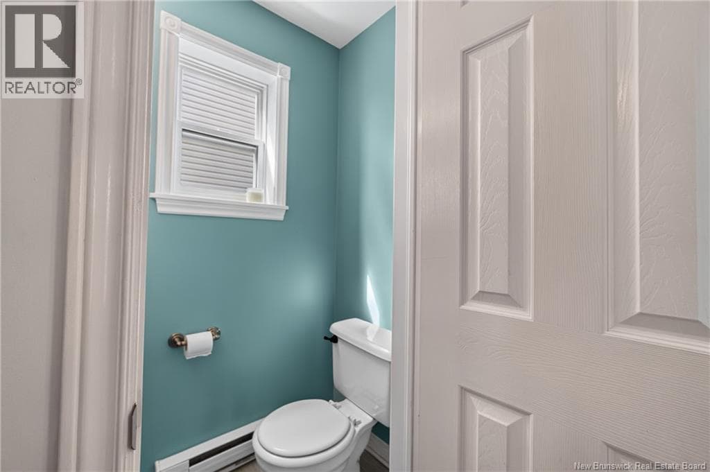 16 Parkwood Avenue, photo 13