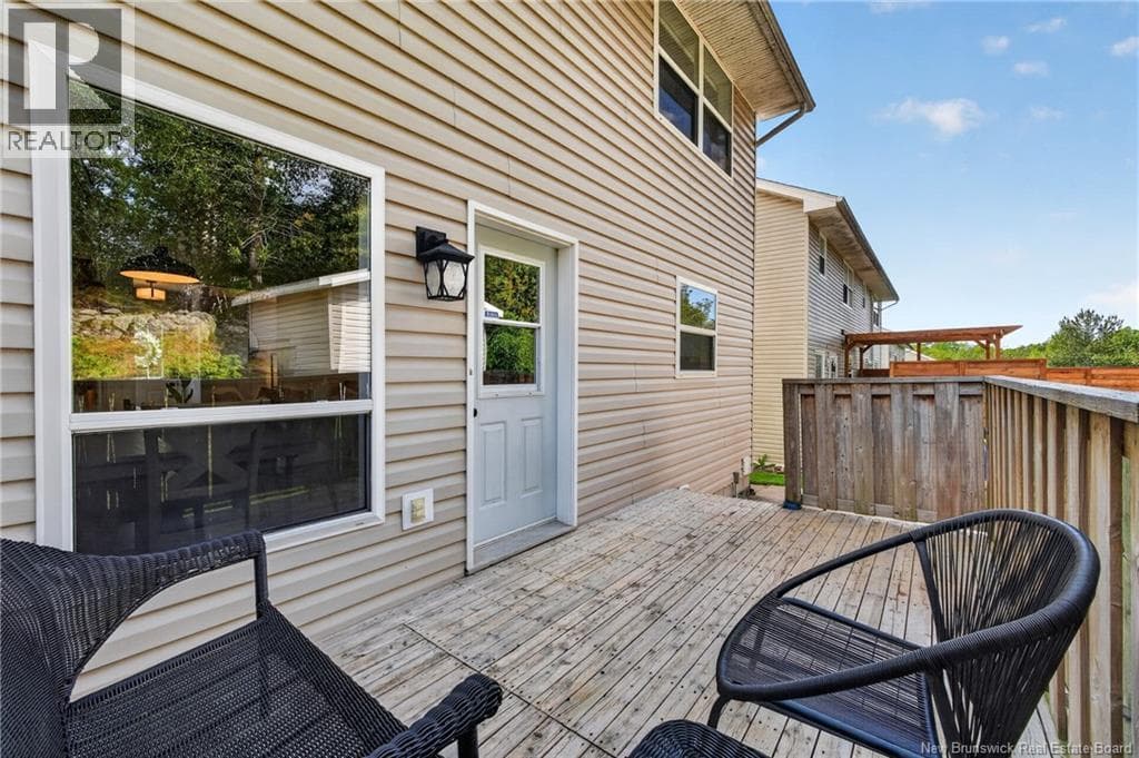 16 Parkwood Avenue, photo 32