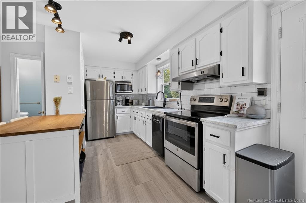 16 Parkwood Avenue, photo 8