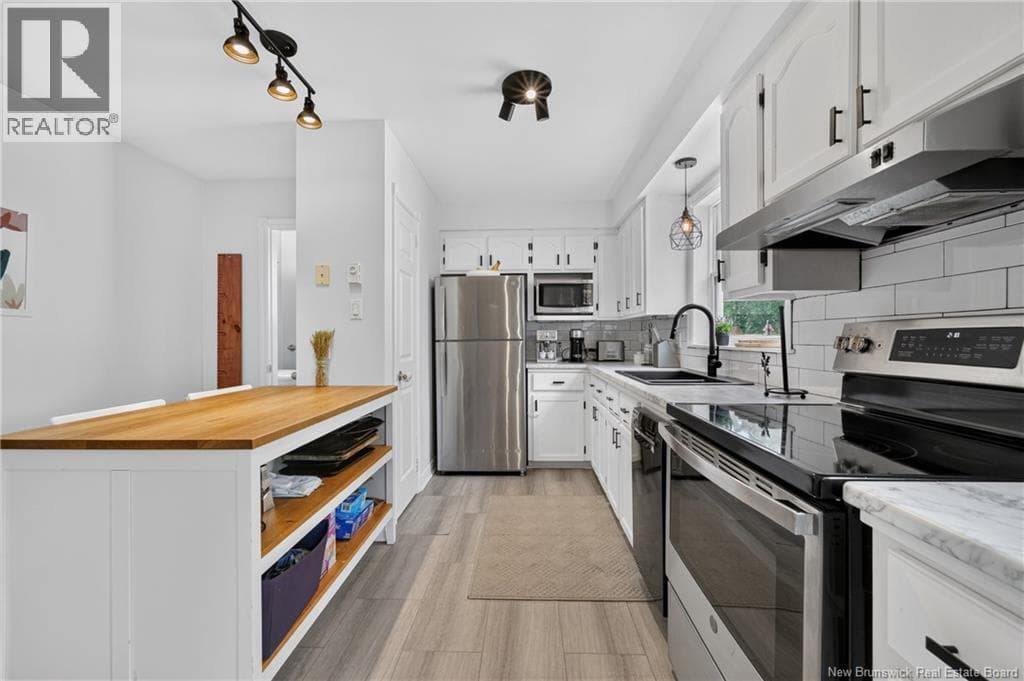 16 Parkwood Avenue, photo 9