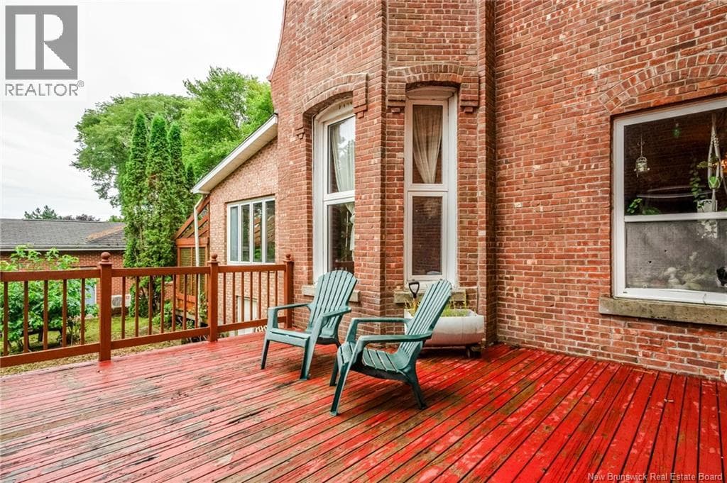 290 Crown Street, photo 42