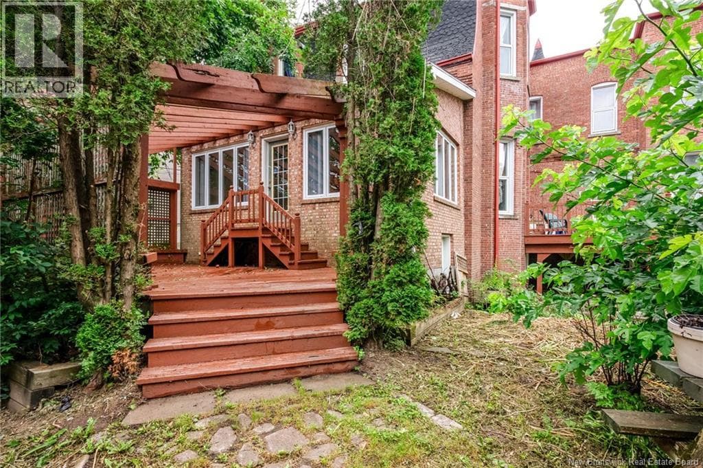 290 Crown Street, photo 45