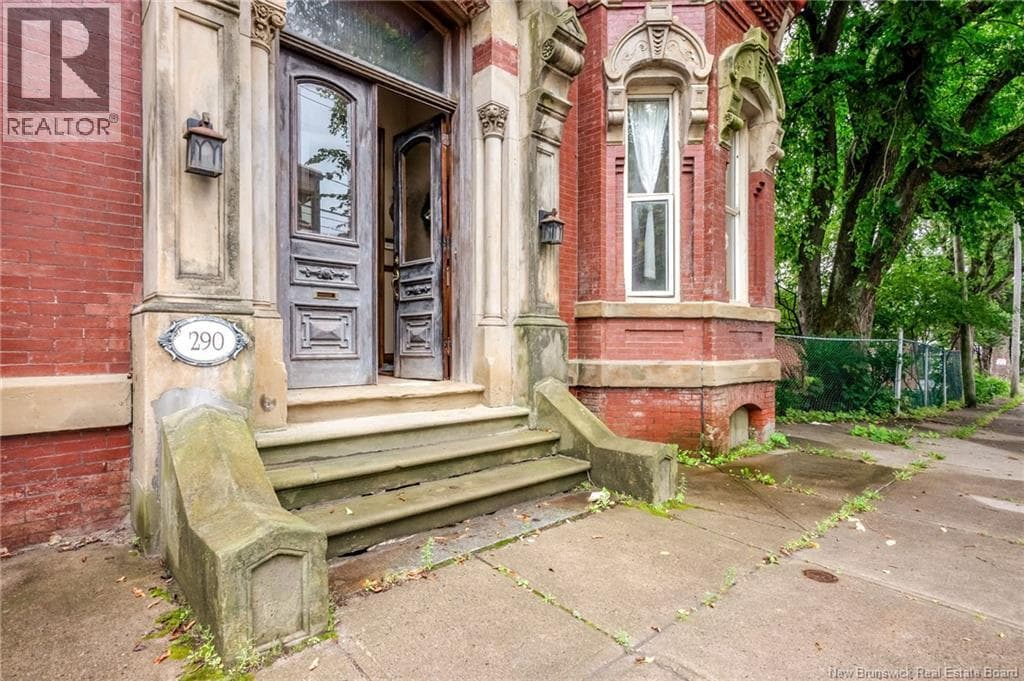 290 Crown Street, photo 6