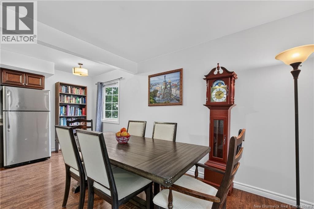 524 Tartan Street, photo 7