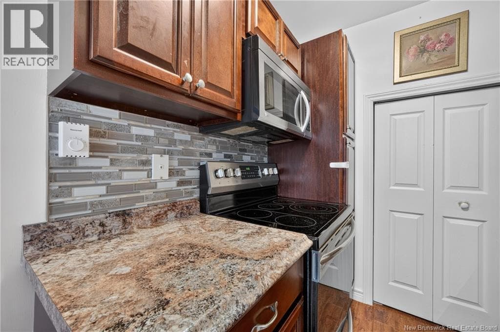 524 Tartan Street, photo 9