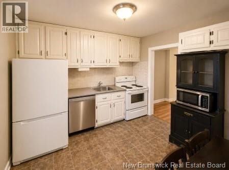 95 Clarence Street, photo 10