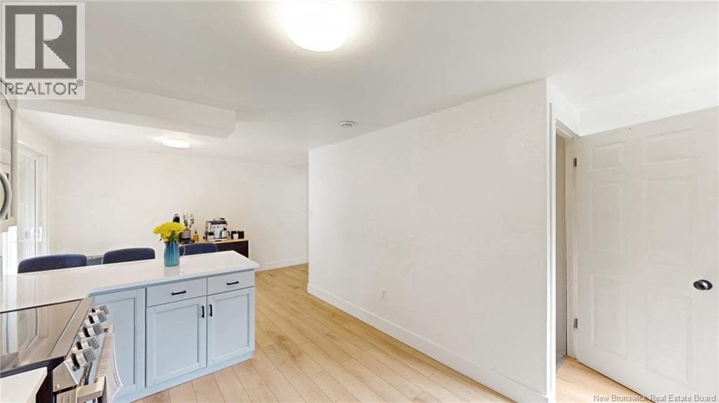 10 Meadow Brook Drive, photo 17