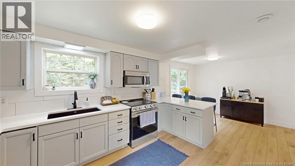 10 Meadow Brook Drive, photo 16