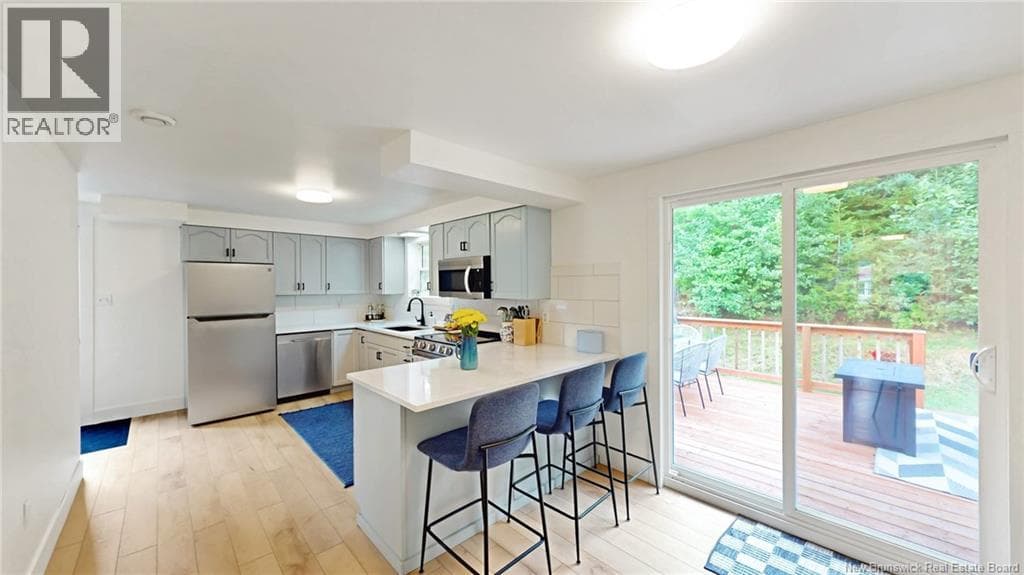 10 Meadow Brook Drive, photo 13