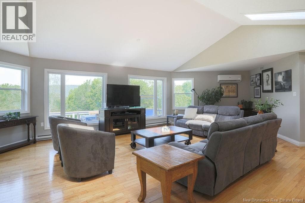 611 Darlings Island, photo 16
