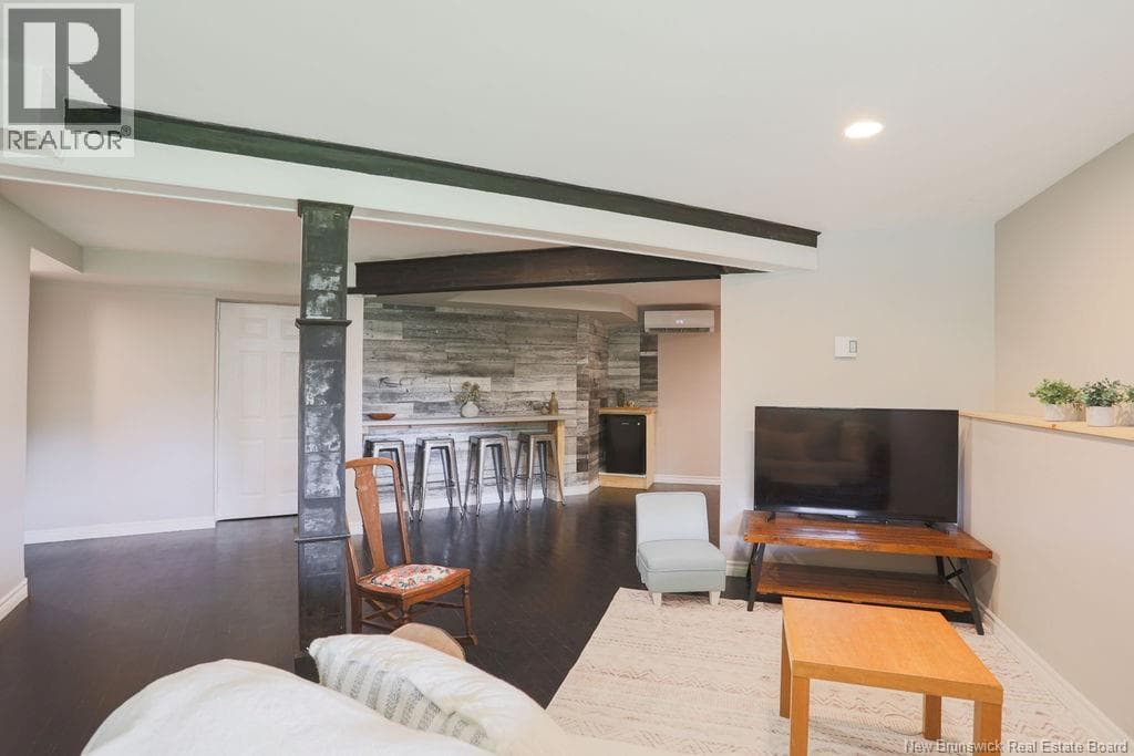 611 Darlings Island, photo 31