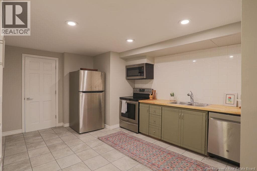 611 Darlings Island, photo 35