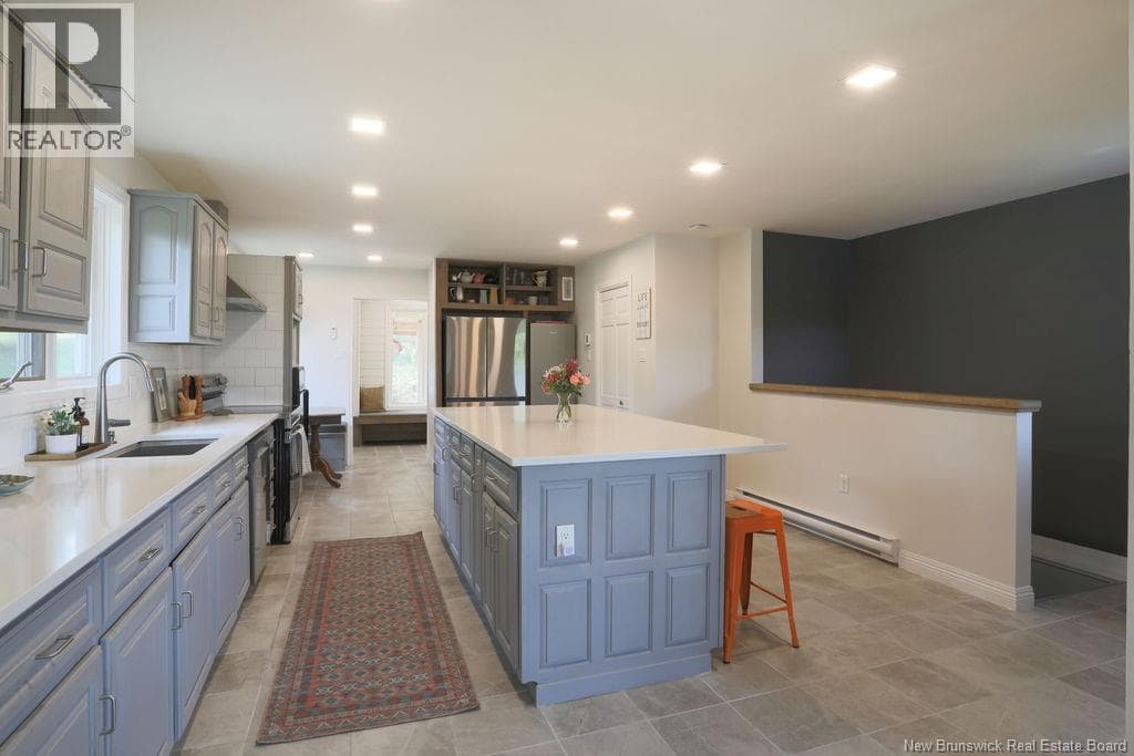 611 Darlings Island, photo 4