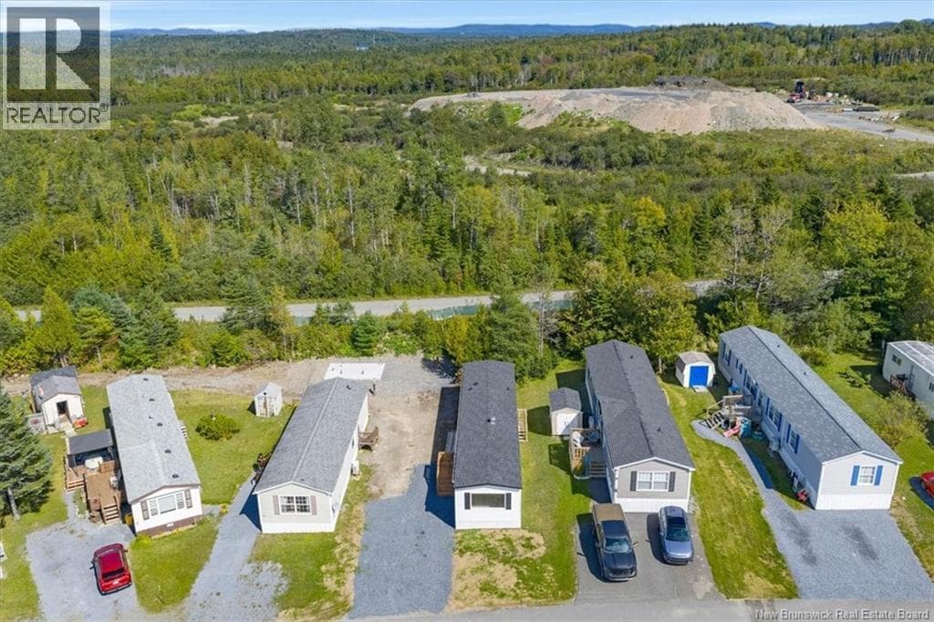 41 Susan Drive, photo 25