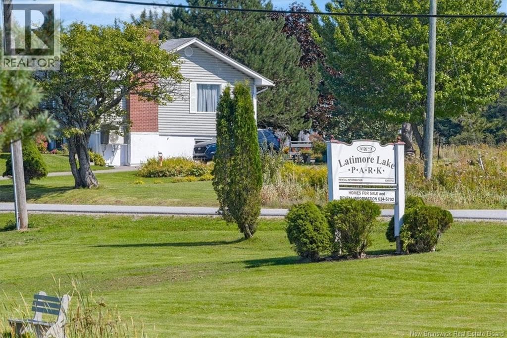 41 Susan Drive, photo 28