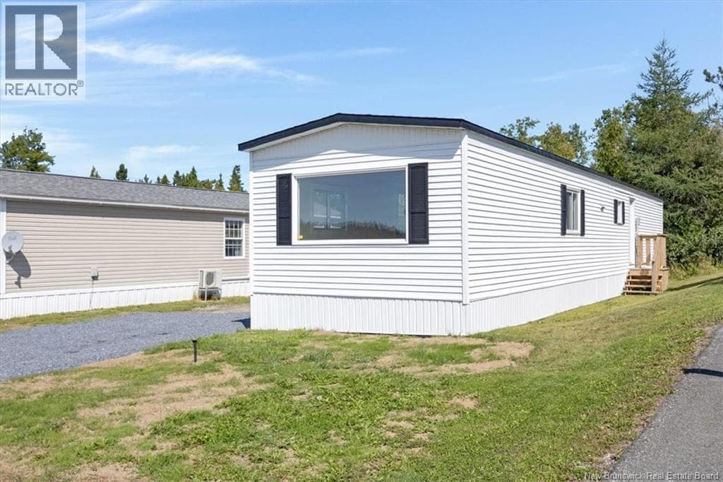 41 Susan Drive, photo 3