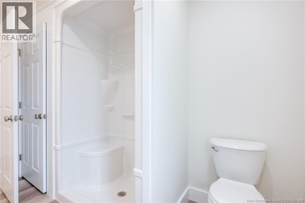 100 Glen View Drive, photo 15