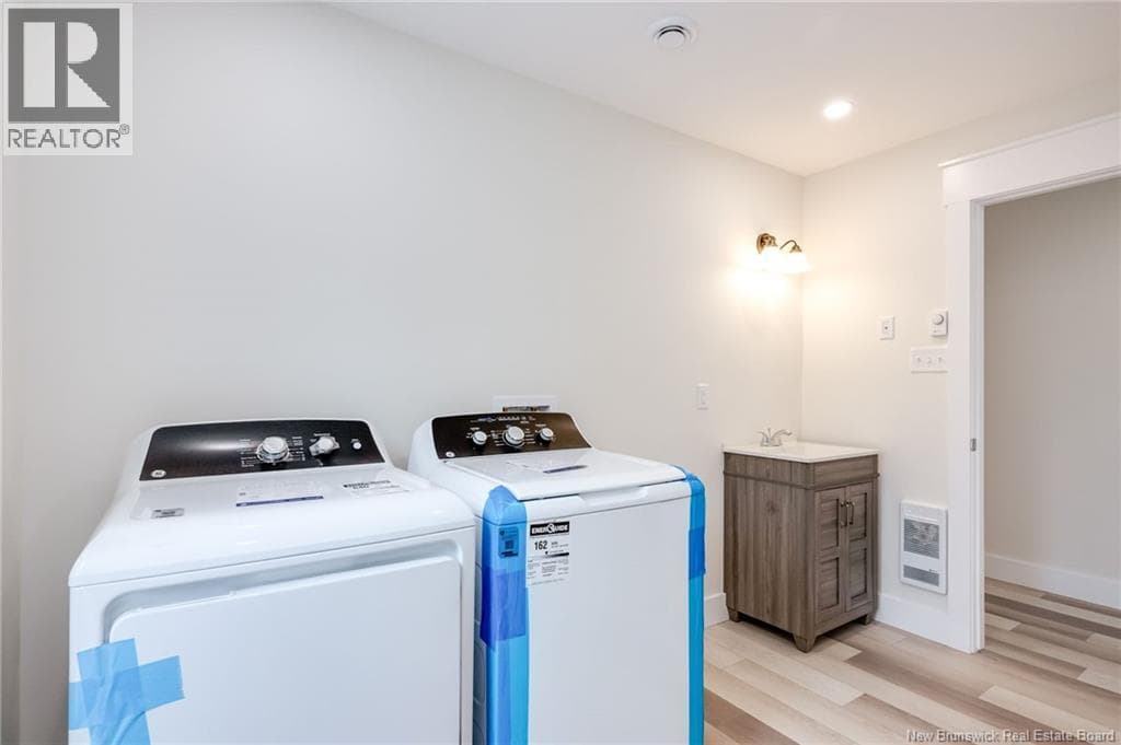 100 Glen View Drive, photo 17