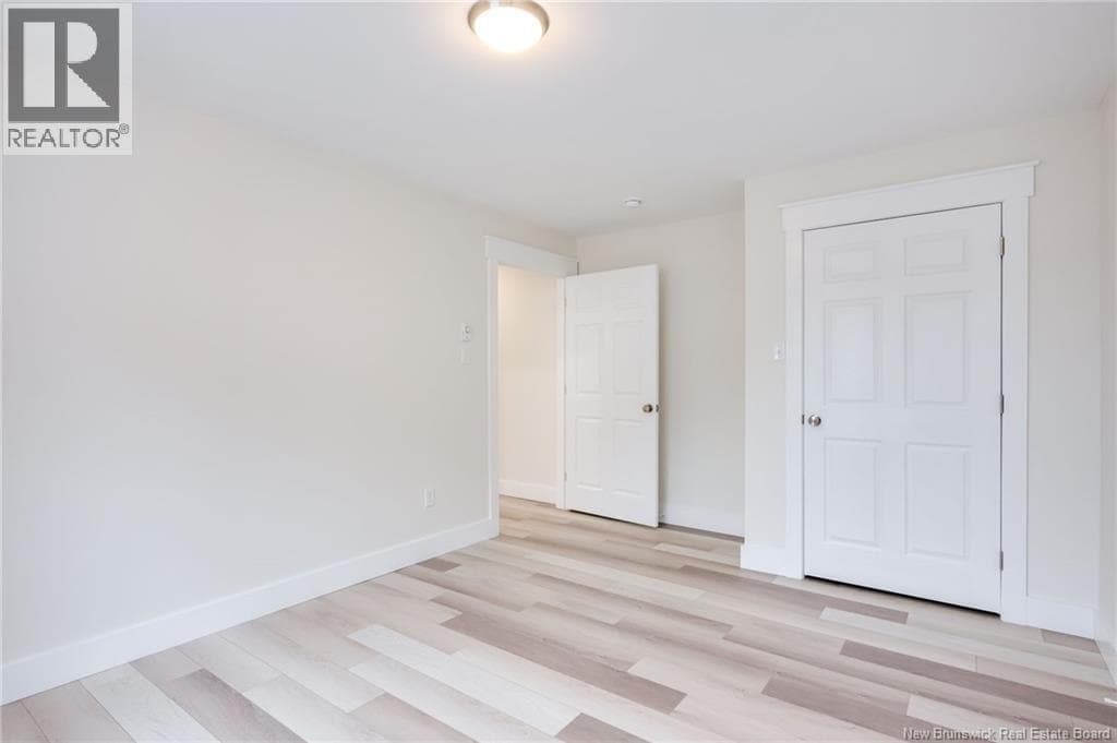 100 Glen View Drive, photo 19