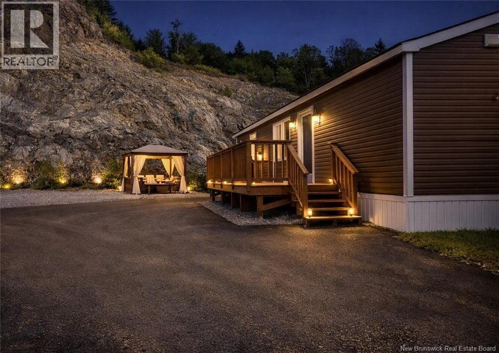 100 Glen View Drive, photo 6