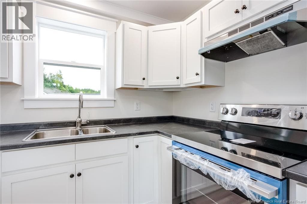 100 Glen View Drive, photo 9