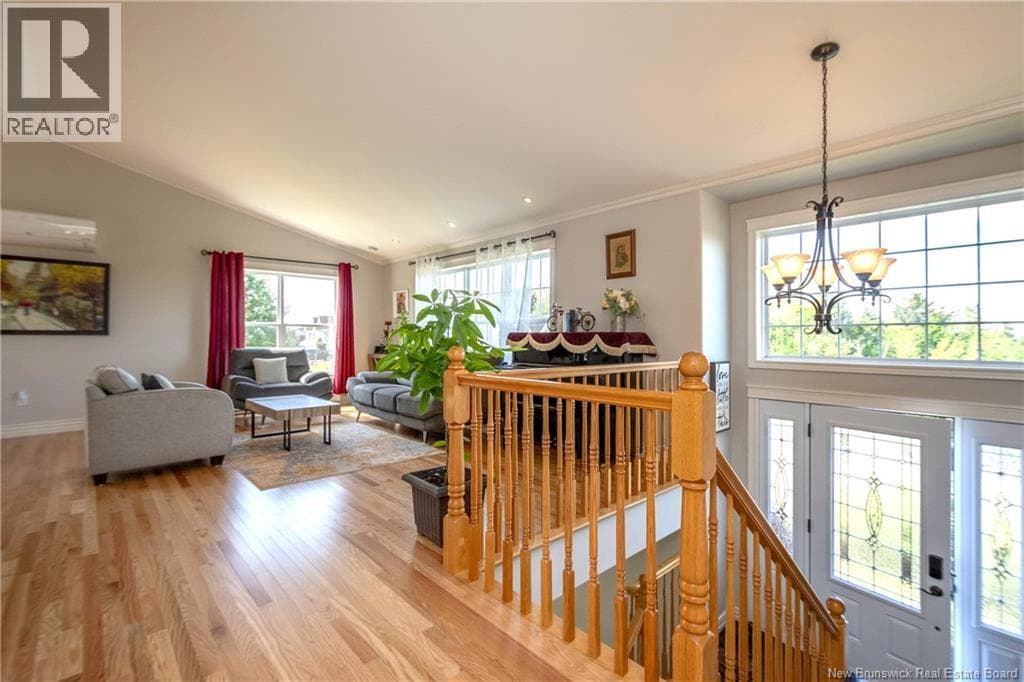 90 Tudor Lane, photo 5