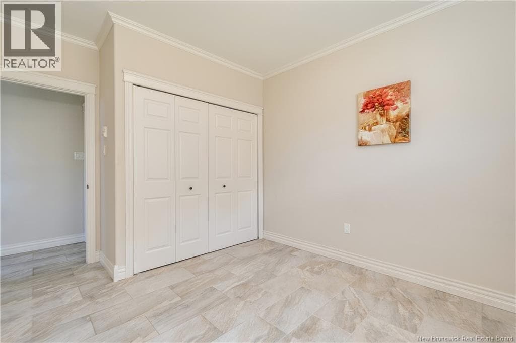90 Tudor Lane, photo 31